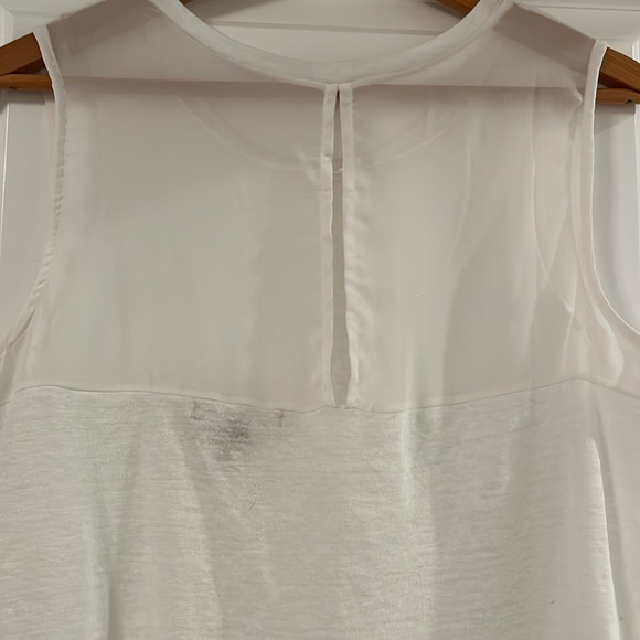 BANANA REPUBLIC off white sheer details tank - Picture 5 of 6